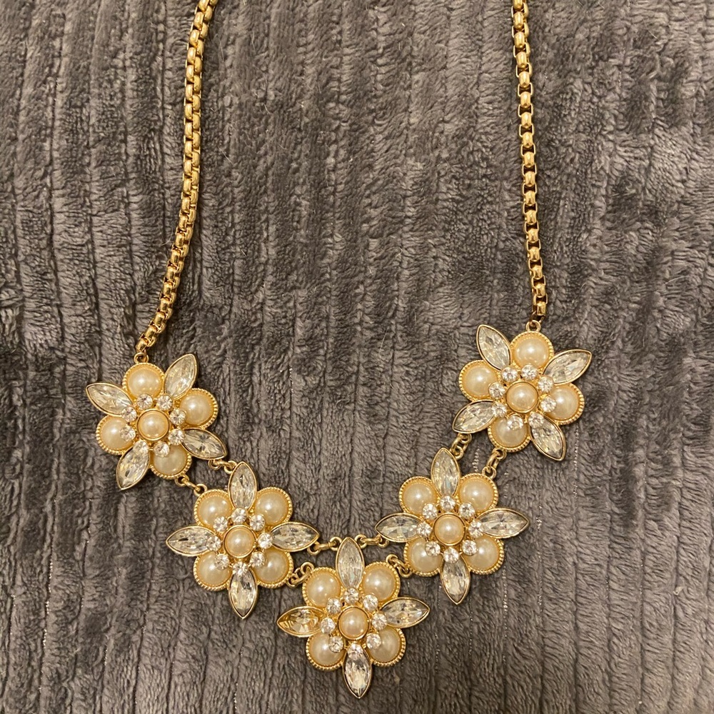 Costume necklace